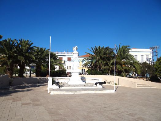 Aegina - Heroes Monument