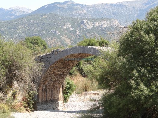 Karteroli - Old Bridge