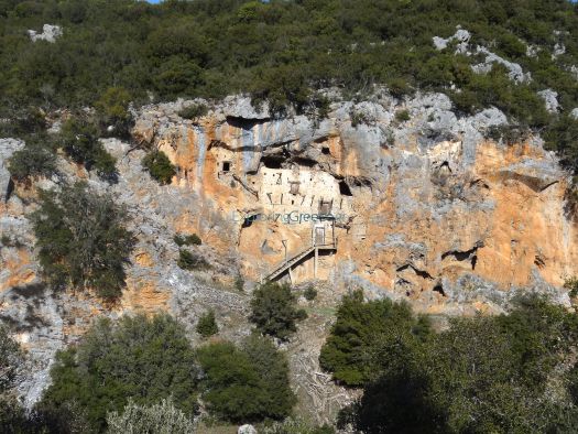 Agiotaxiarhis Cave