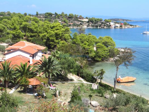 View of the settlement Fteroti, close to Vourvourou, Chalkidiki