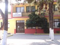 The building that houses the primary and nursery school of Sarti