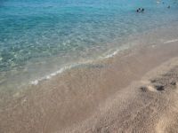 Armenistis beach is located between Vourvourou and Sarti on the second leg of Chalkidiki