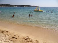 Crystal clear waters and fine sand on the beach of the village Kalamitsi, Chalkidiki