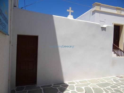 Among the small houses of Chora, lies the church of Agios Efstathios in Folegandros