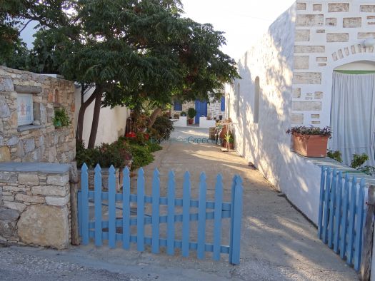 Cyclades - Folegandros - Chora - Kyma sto Fos
