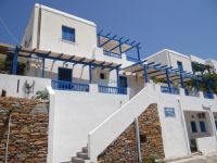 Cyclades - Kythnos - Beach Lefkes - Annezio Rooms