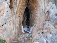 Lakonia - Elafonisos - Cave in Simos