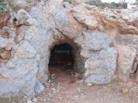 Dodecanese - Leros - Caves
