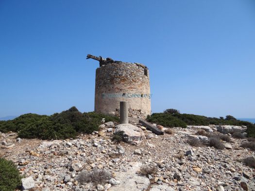 Lesser Cyclades - Schinoussa - Hill Top - Windmill