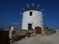 Lesser Cyclades - Koufonissi - Villa Milos