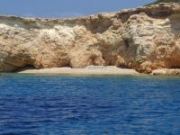 Lesser Cyclades - Koufonissi - Beach to Glaronisi Island