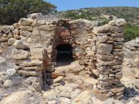 Lesser Cyclades - Koufonissi - Path to Limenaria - Old Stone Oven