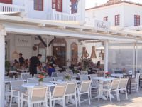 Mykonos- Chora- Kadena cafe restaurant