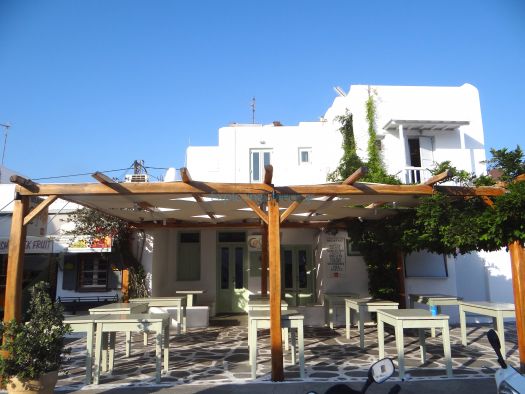 Mykonos- Chora- Cosmo cafe