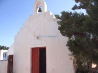Mykonos-Small church