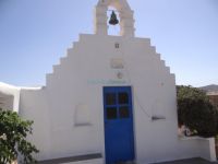 Mykonos- small church