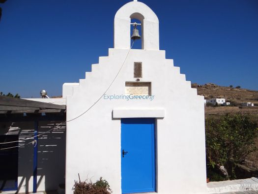 Mykonos- Ano Mera- small church