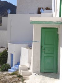 Narrow alleys and traditional houses in Chora