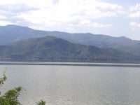 ’ποψη από τη λίμνη Κερκίνη, η οποία δημιουργήθηκε το 1932 με την κατασκευή φράγματος