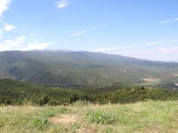 Βουνοπλαγιές γύρω από το Οχυρό Ρούπελ στα ελληνοβουλγαρικά σύνορα