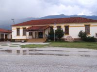 Το εξαθέσιο δημοτικό σχολείο στη Ροδόπολη Σερρών