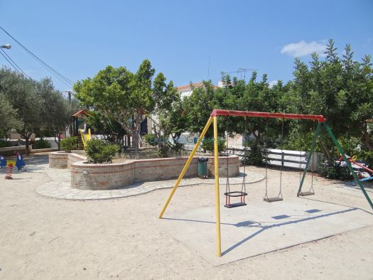 Argosaronikos - Spetses - Playground - Kounoupitsa