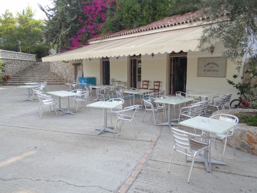 Argosaronikos - Spetses - Pitioussa Café