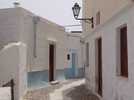 One of the alleys of Ano Syros