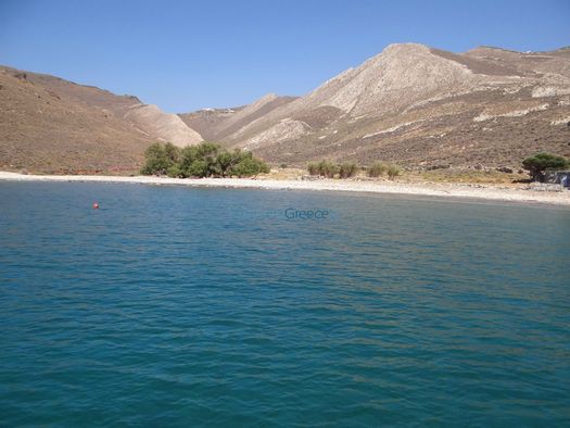 The long beach Lia in northwest Syros