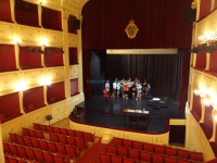 Η κεντρική σκηνή στο θέατρο Απόλλων της Ερμούπολης