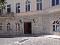 The entrance of the Cultural Center, next to Miaouli Square in Hermoupolis