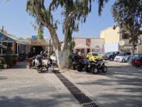 Cyclades - Santorini - Messaria - Moto Service