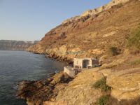 Cyclades - Santorini - Path to Plaka thermal Spa