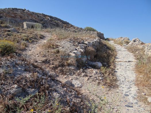 Cyclades - Santorini - Pirgos - Path four (4)