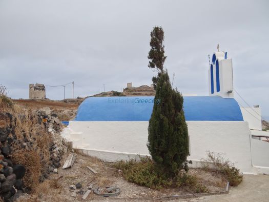 Cyclades - Santorini - Emporio - Small Church in Gavrilos Hill