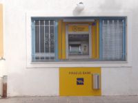 Cash machine Pireus Bank