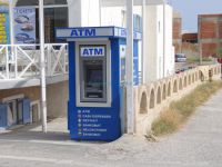 Santorini - Perissa - ATM